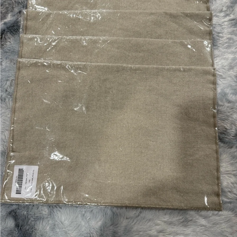 LINGE PARTICULIER LOOSE TABLE-MAT 100% LINEN IN Color WALNUT made in FRANCE